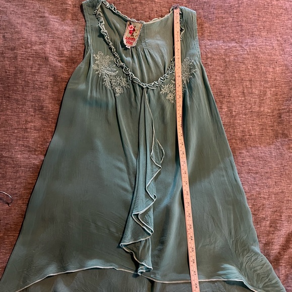 JOHNNY WAS Ruffle Embroidered Tank Top - Size XS in Beautiful Shade of Turquoise - Picture 9 of 14